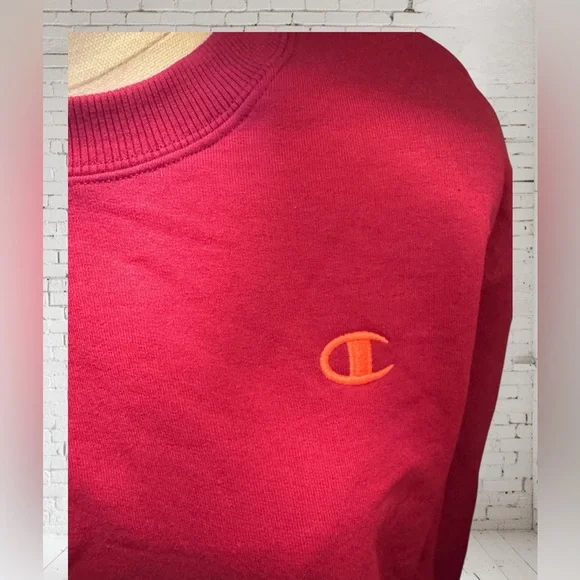 Champion Hot Pink Pullover Sweatshirt Medium NWT | Bold Color + Cozy Streetwear - Picture 3 of 6